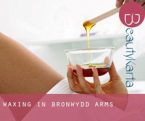 Waxing in Bronwydd Arms